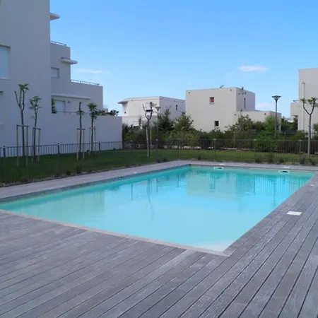 Spacieux Avec Piscine, Parking Et Animaux Admis A 250m De La - Fr-1-338-379 * 세테
